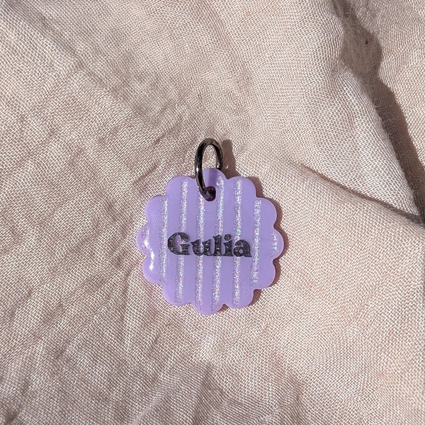 Hundemarke Bluetenform Violett Lavendel Streifen